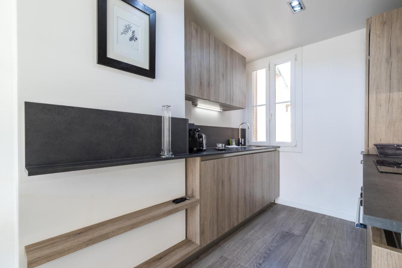 Cosy 1 Bdr Near Garibaldi Square - Floor & Ac Apartment
